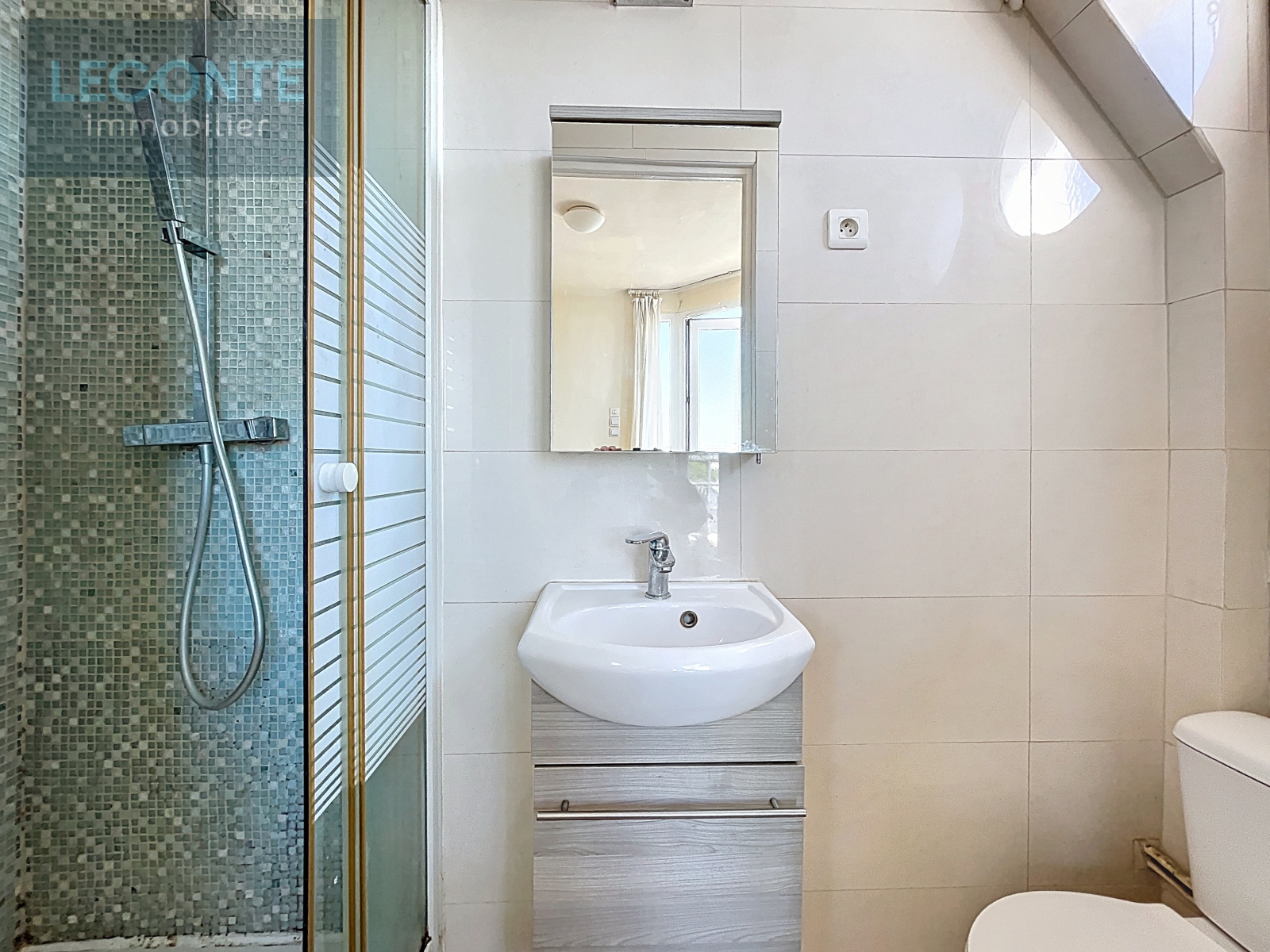 Image_7, Studio, Paris, ref :V10007321