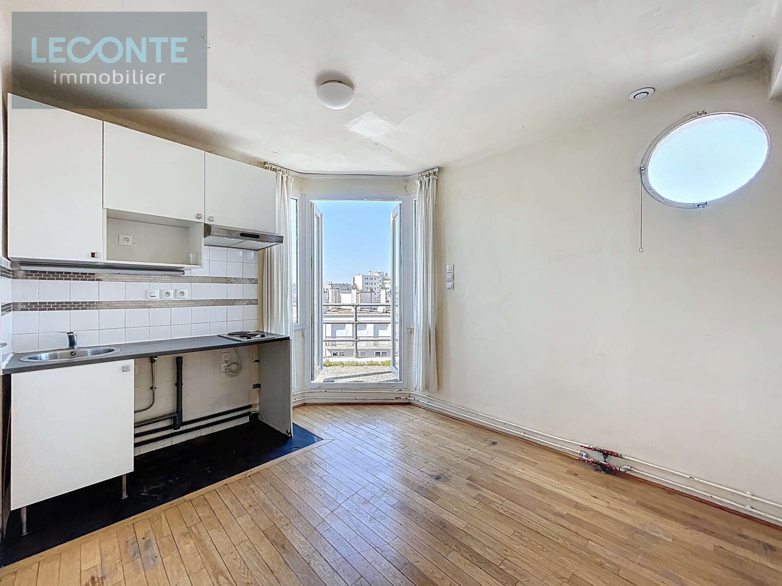 Image_3, Studio, Paris, ref :V10007321