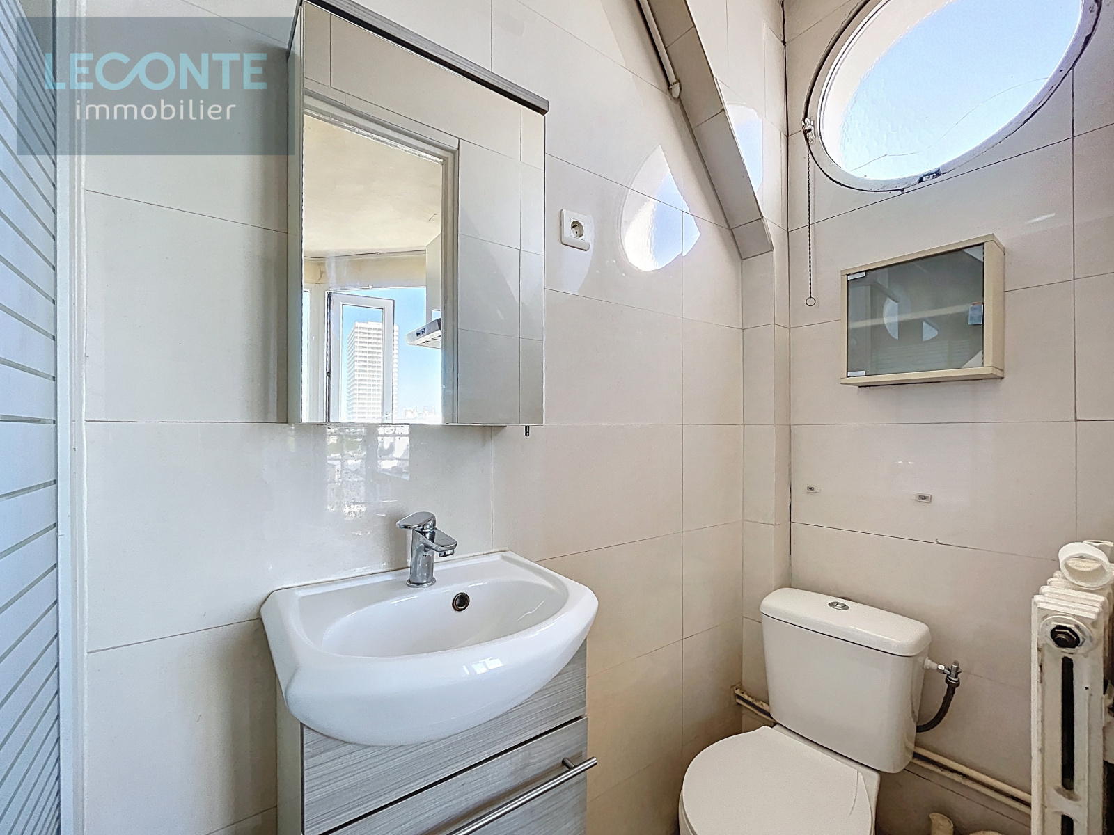 Image_8, Studio, Paris, ref :V10007321