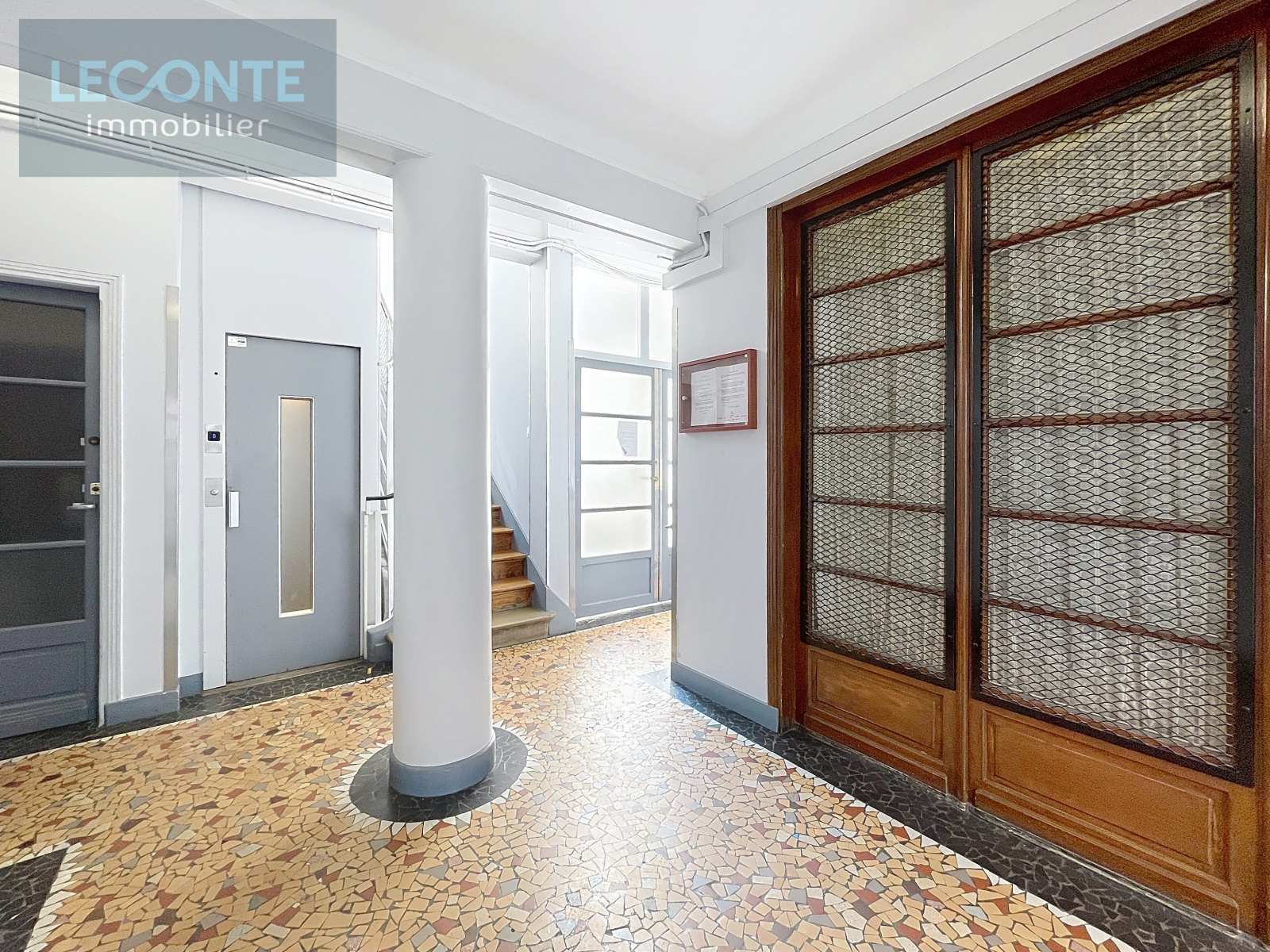 Image_11, Studio, Paris, ref :V10007321