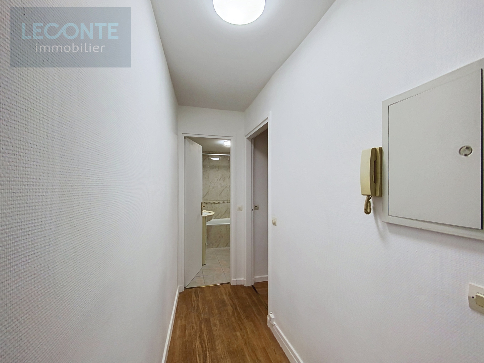 Image_8, Studio, Paris, ref :L10007379