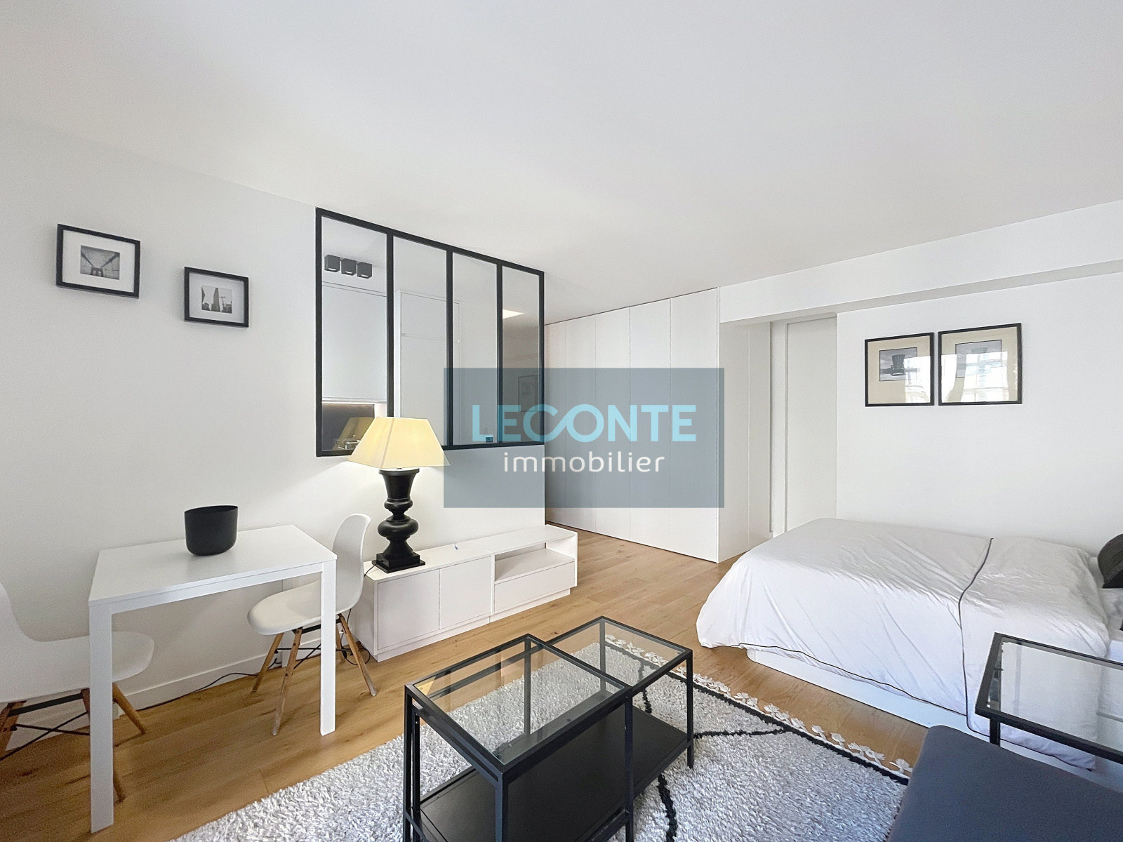 Image_9, Studio, Paris, ref :L10007351