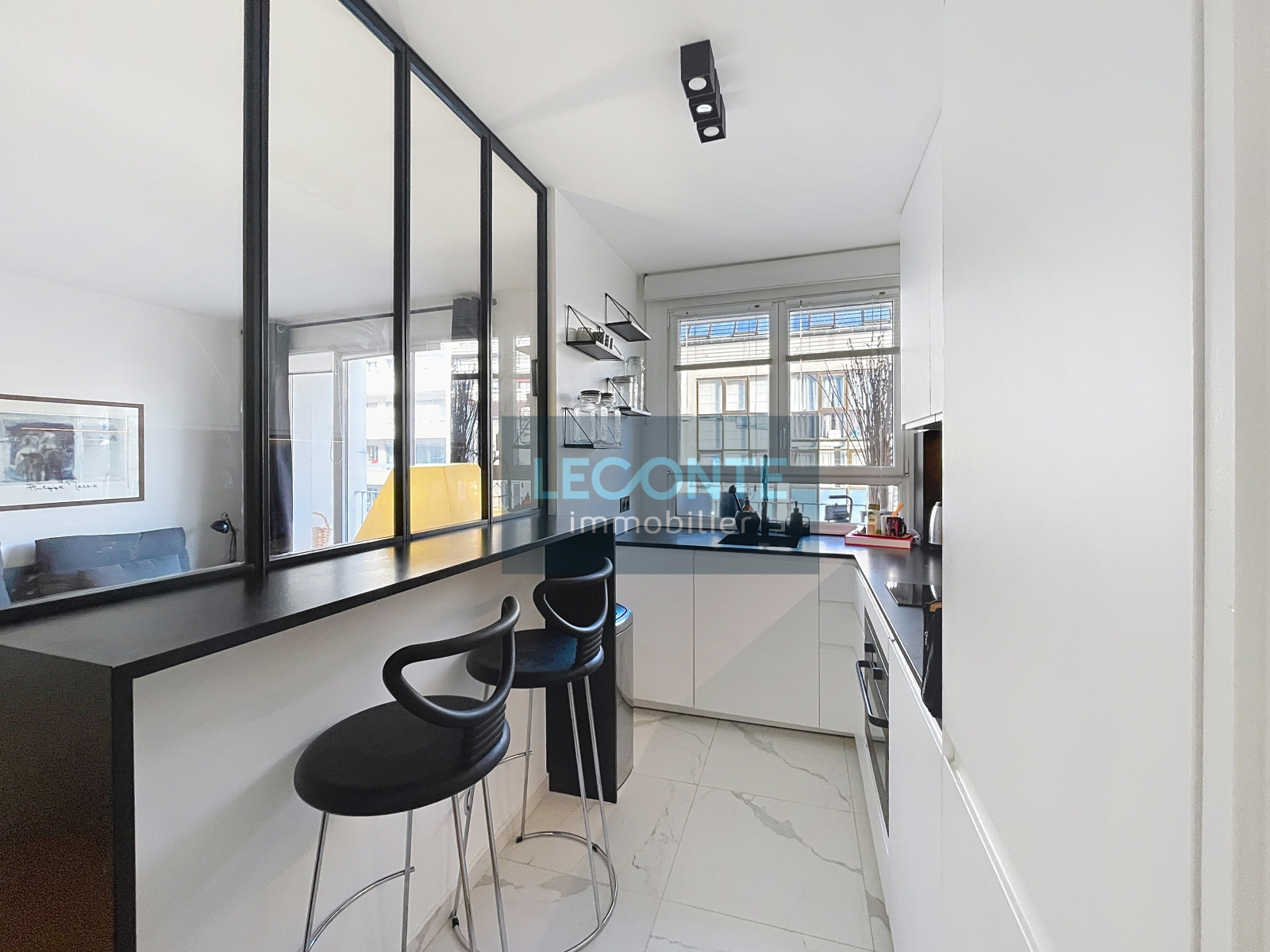 Image_5, Studio, Paris, ref :L10007351