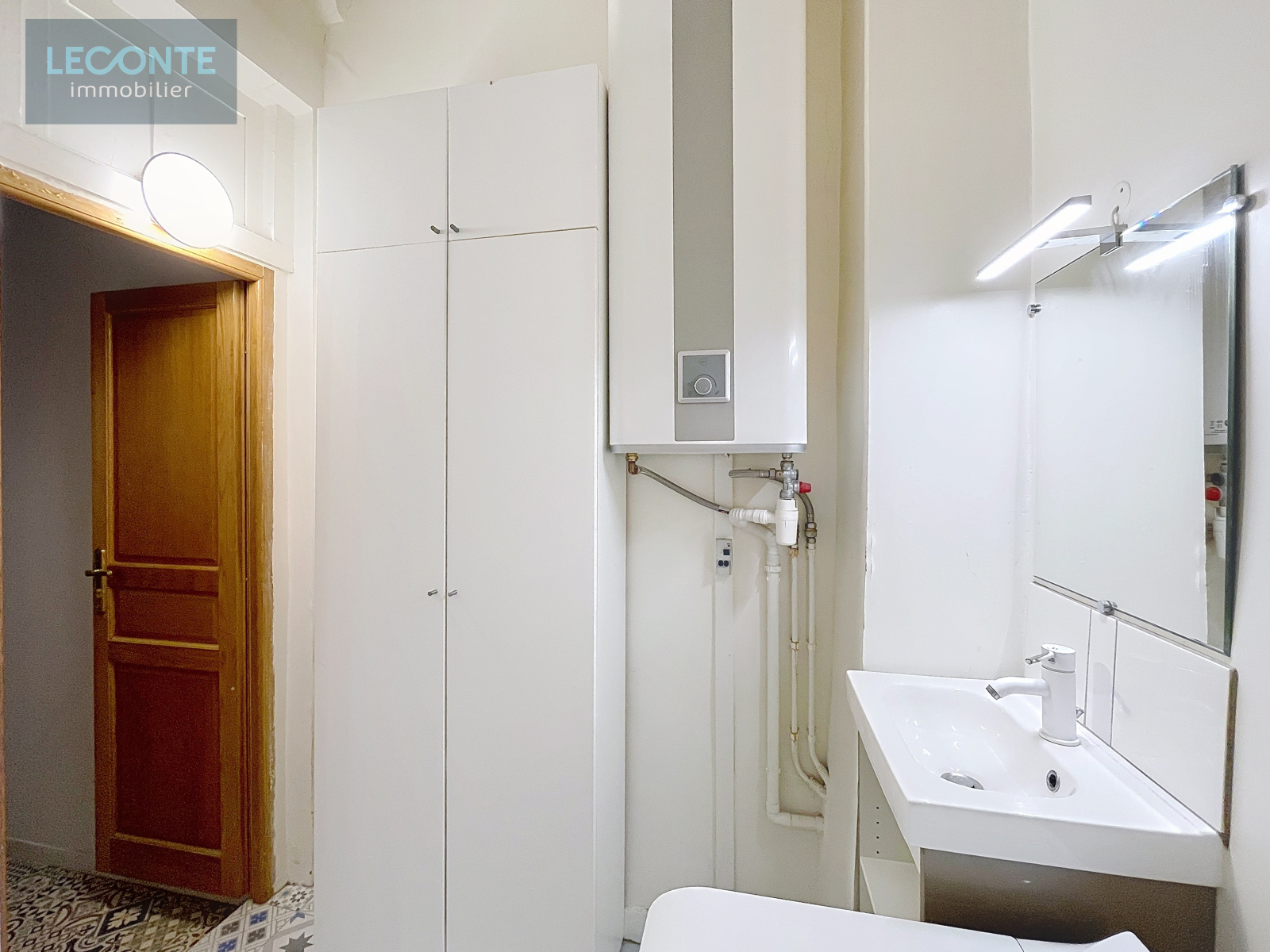 Image_7, Studio, Paris, ref :V10007353