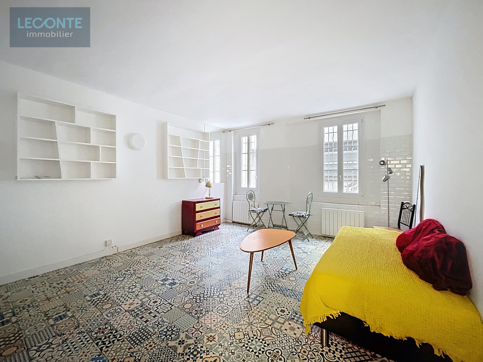 Image_1, Studio, Paris, ref :V10007353