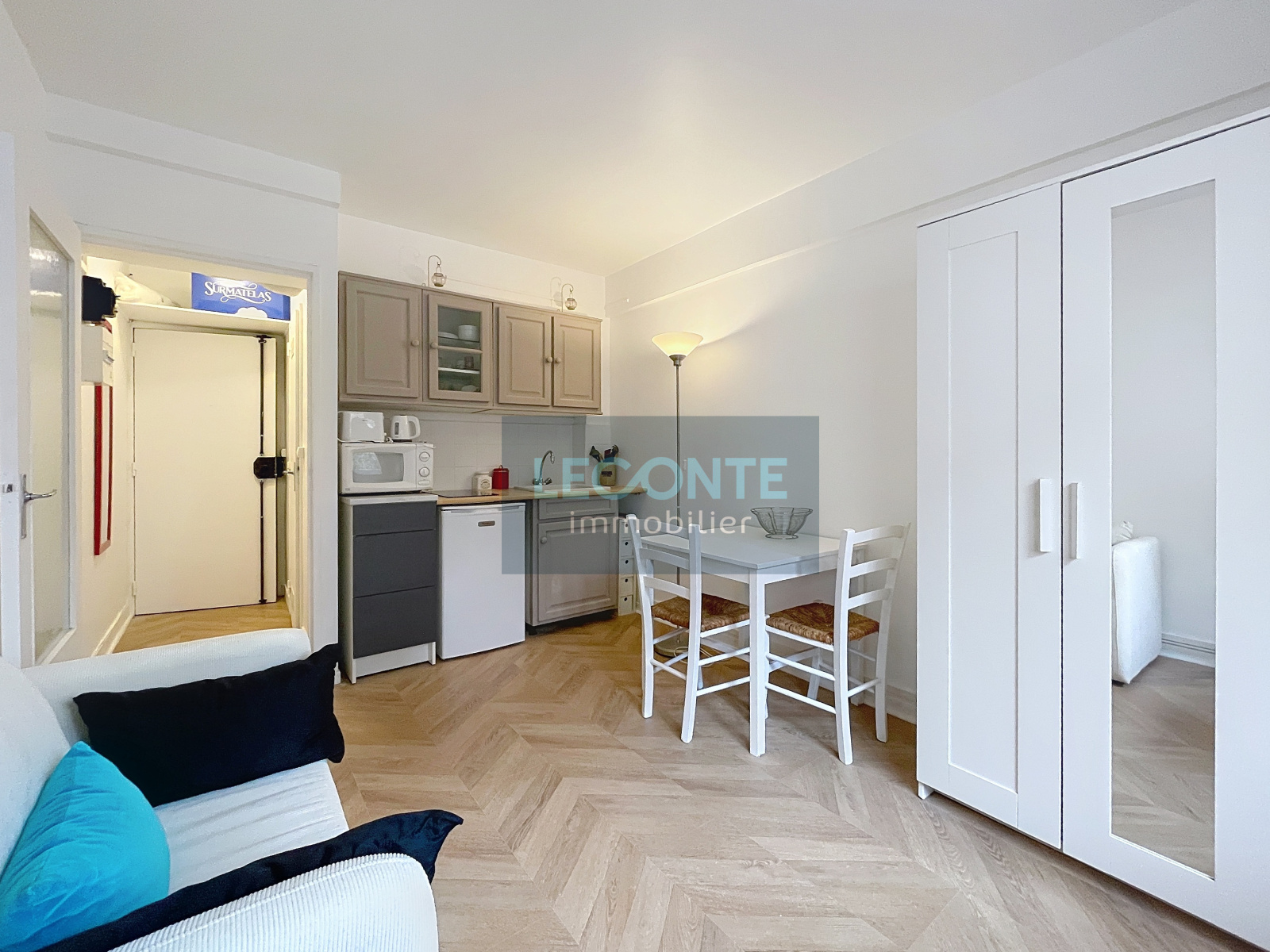 Image_2, Studio, Paris, ref :L10007348